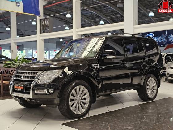 MITSUBISHI PAJERO FULL 3.2 HPE 4X4 16V TURBO INTERCOOLER DIESEL 4P AUTOMÁTICO MITSUBISHI PAJERO FULL 3.2 HPE 4X4 16V TURBO INTERCOOLER DIESEL 4P AUTOMÁTICO